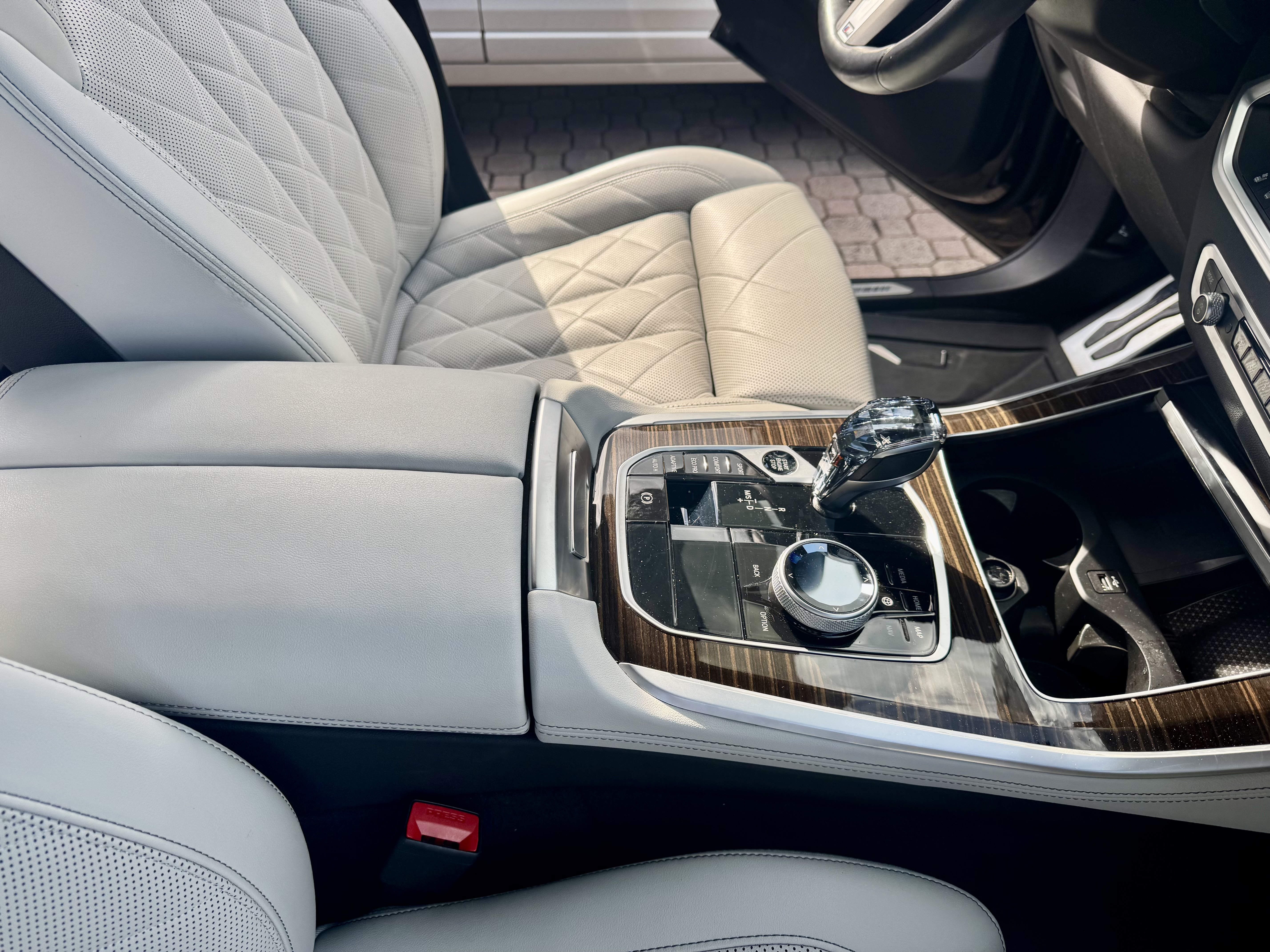 Used 2023 BMW X5 sDrive40i w/ Executive Package RWD image 18