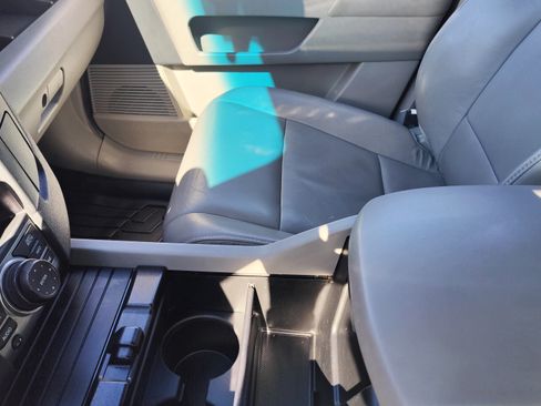 Used 2015 Honda Pilot Touring image 14