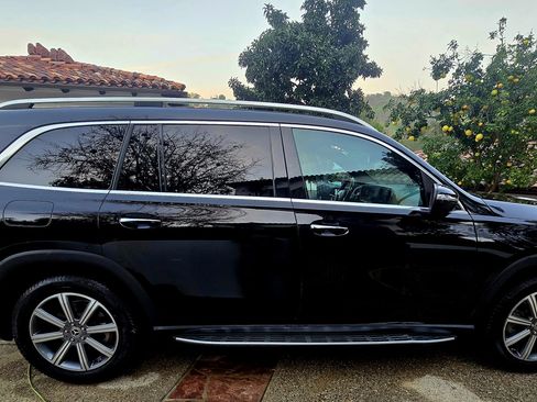 Used 2020 Mercedes-Benz GLS 450 4MATIC image 4