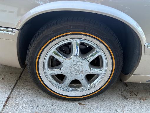 Used 1998 Cadillac Eldorado FWD image 17