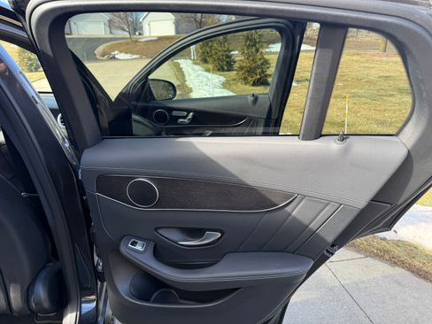 Used 2022 Mercedes-Benz GLC 300 4MATIC Coupe image 24