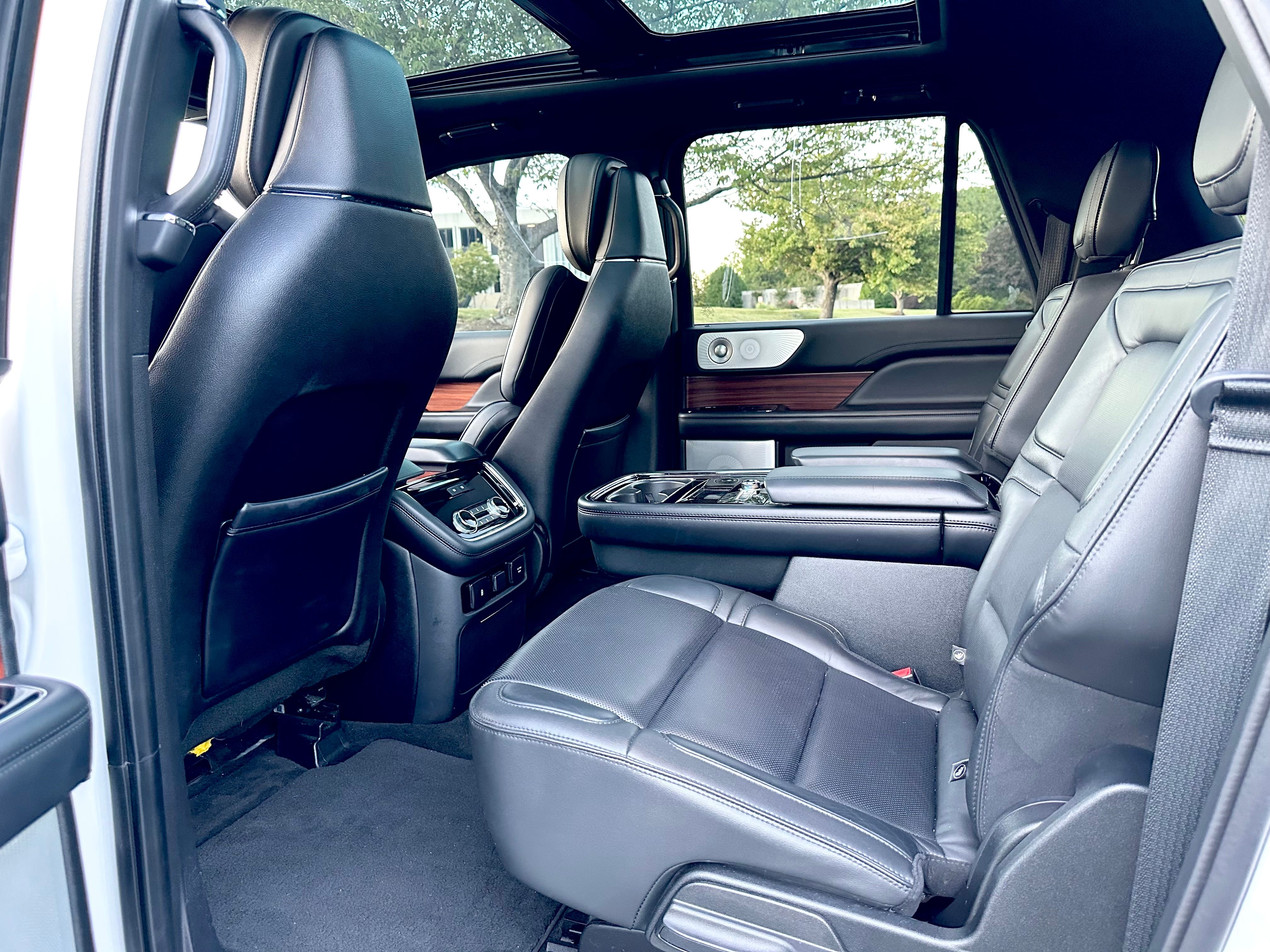 Used 2019 Lincoln Navigator L Reserve AWD/4WD image 18
