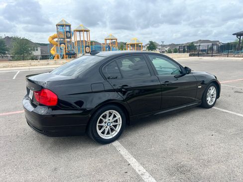 Used 2010 BMW 328i Sedan RWD image 4