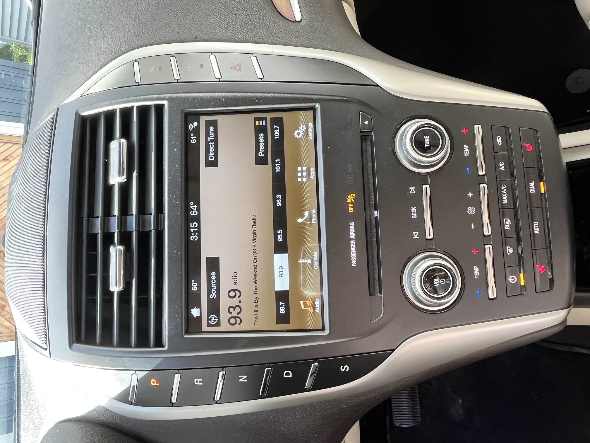 Used 2017 Lincoln MKC Select FWD image 23