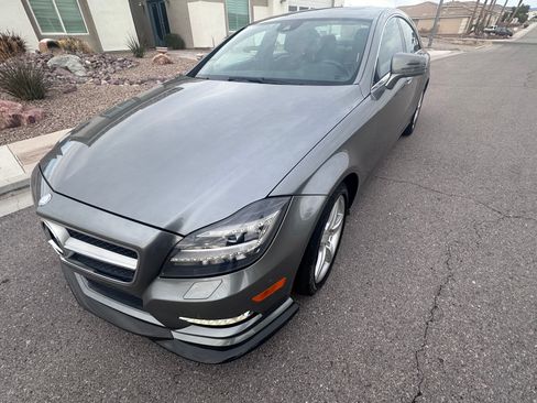 Used 2012 Mercedes-Benz CLS 550 4MATIC image 2