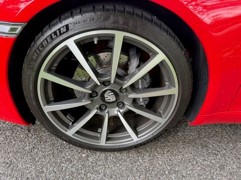 Used 2018 Porsche 911 Carrera RWD image 8