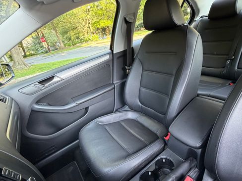 Used 2014 Volkswagen Jetta TDI FWD image 16