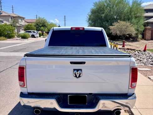 Used 2016 RAM 1500 Laramie RWD image 5