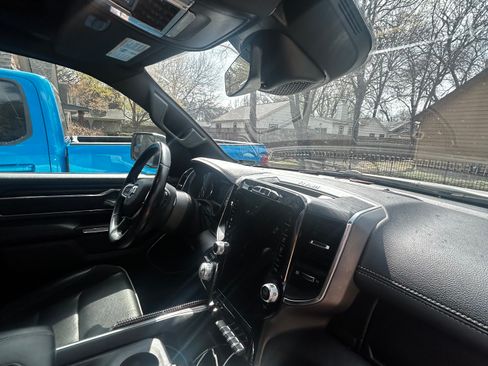 Used 2023 RAM 1500 Laramie image 10