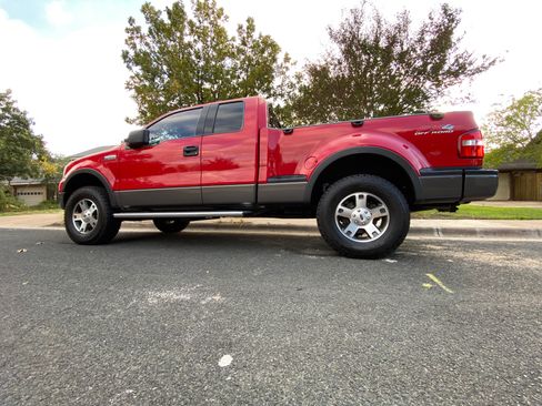 Used 2004 Ford F150 FX4 image 2