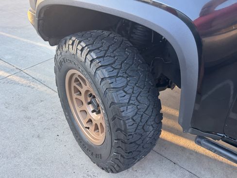 Used 2018 Chevrolet Colorado ZR2 image 24