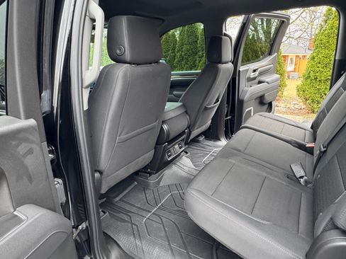 Used 2025 Chevrolet Silverado 1500 LT w/ All Star Edition Plus image 17