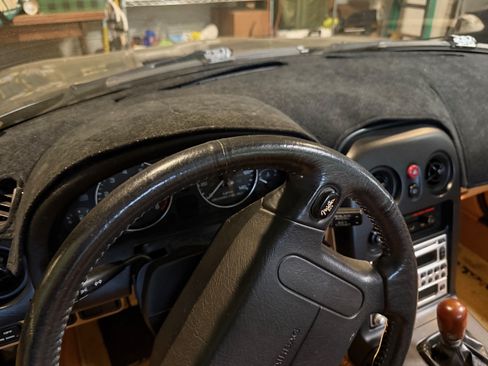 Used 1994 MAZDA MX-5 Miata image 18