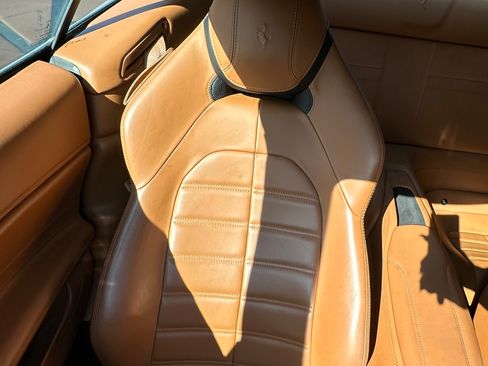 Used 2015 Ferrari California T image 20