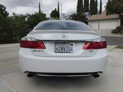 Used 2013 Honda Accord EX-L image 10