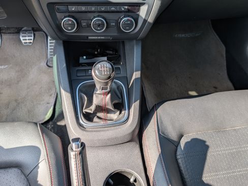 Used 2013 Volkswagen Jetta GLI Autobahn image 12