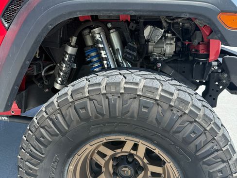 Used 2021 Jeep Wrangler Unlimited Sport AWD/4WD image 8