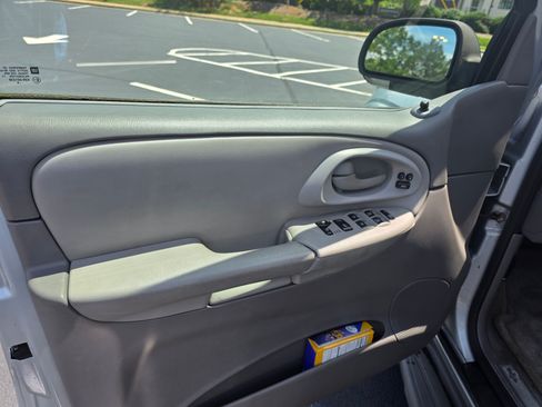 Used 2008 Chevrolet TrailBlazer LT image 22