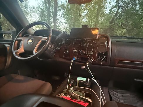 Used 2011 Chevrolet Silverado 3500 LT image 11