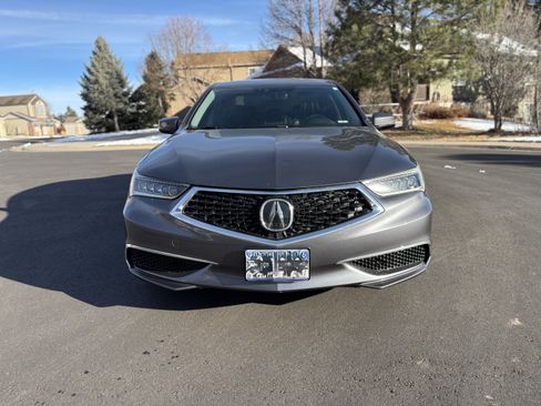 Used 2018 Acura TLX V6 w/ Technology Package image 2