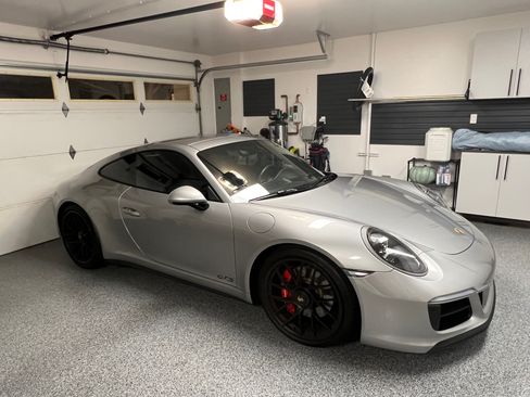 Used 2019 Porsche 911 GT3 RS image 4