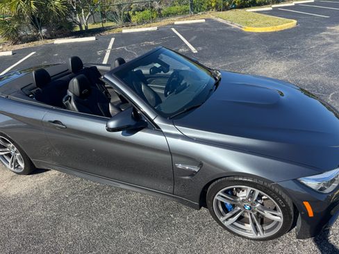 Used 2015 BMW M4 Convertible image 17