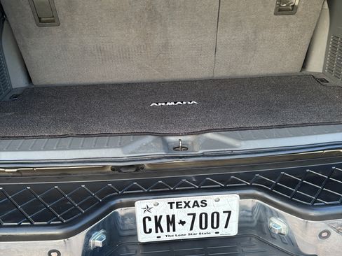 Used 2007 Nissan Armada LE w/ Technology Pkg image 10