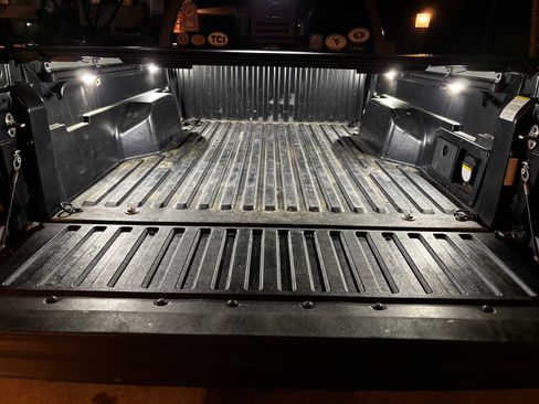 Used 2019 Toyota Tacoma TRD Sport image 12