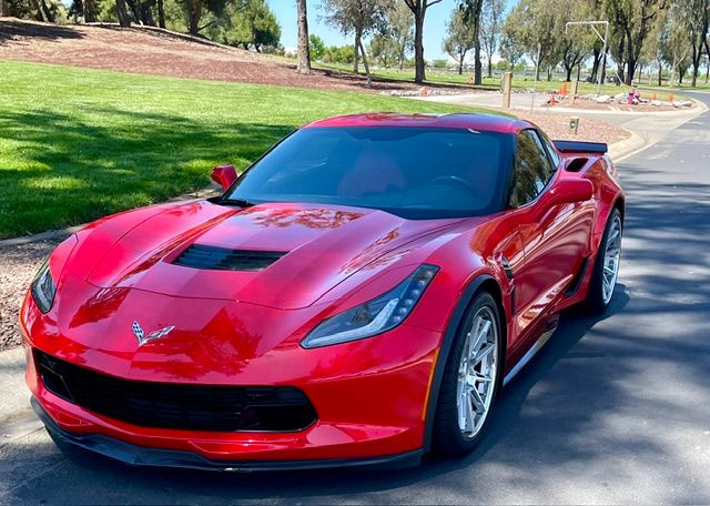 Used 2019 Chevrolet Corvette Grand Sport RWD image 2