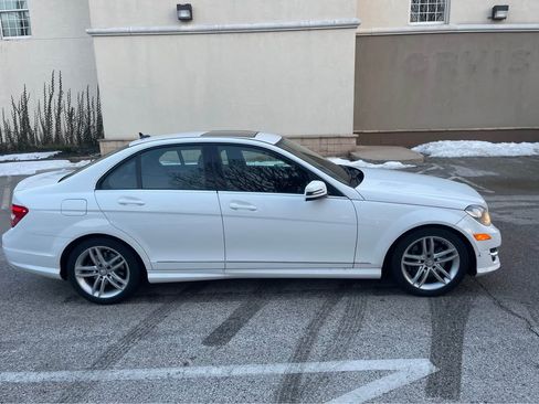 Used 2014 Mercedes-Benz C 300 4MATIC Sedan image 1