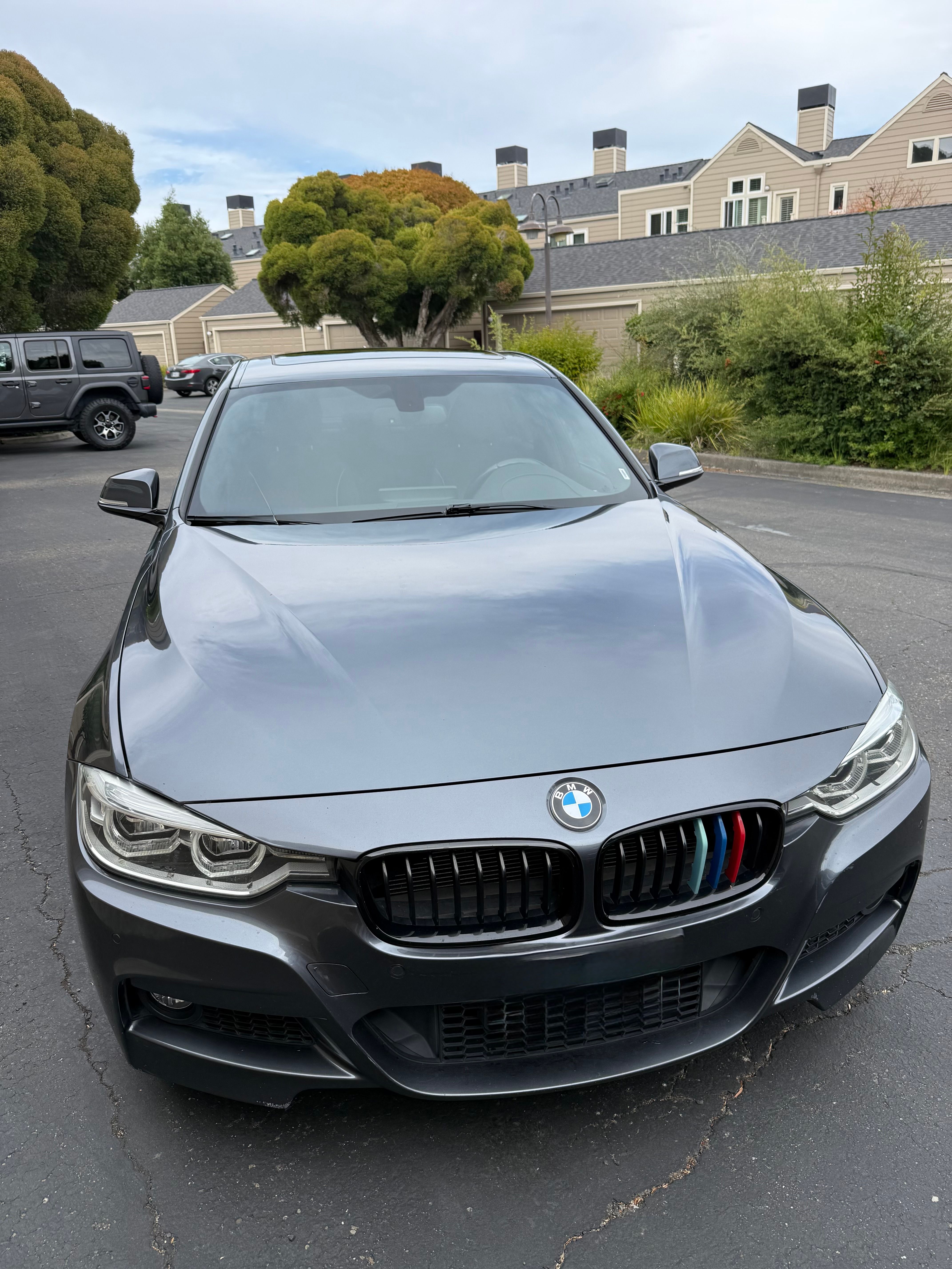 Used 2016 BMW 328i Sedan RWD image 1
