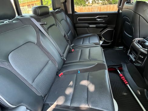 Used 2022 RAM 1500 Laramie AWD/4WD image 14