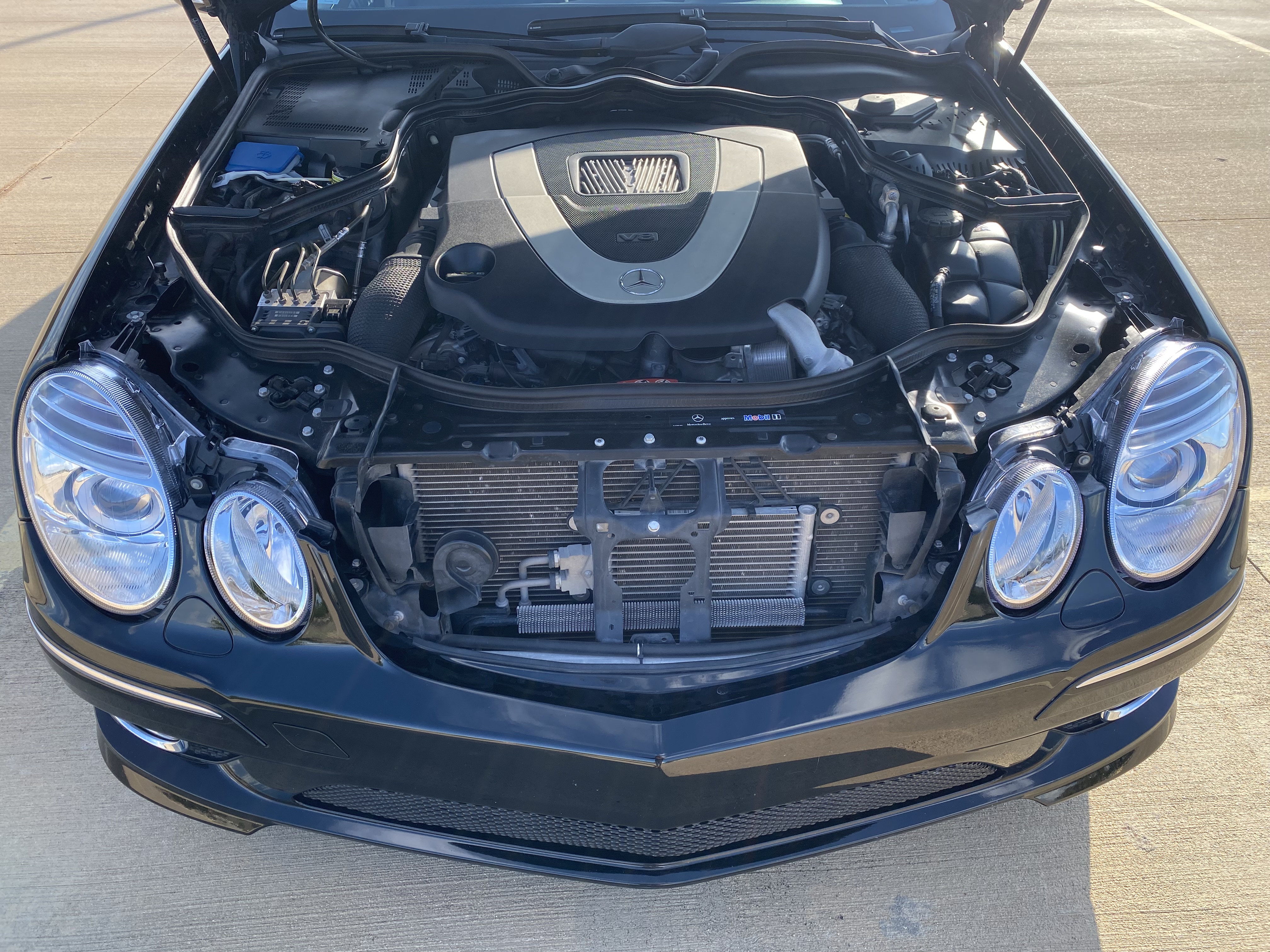Used 2009 Mercedes-Benz E 550 Sedan image 17