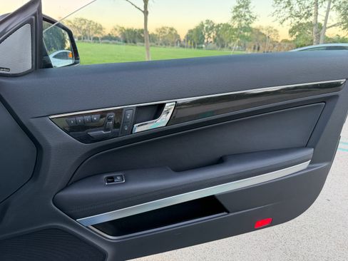 Used 2013 Mercedes-Benz E 550 E 550 Coupe 2D image 12