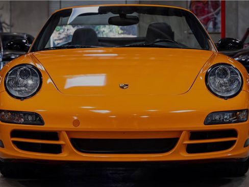 Used 2007 Porsche 911 Carrera RWD image 6