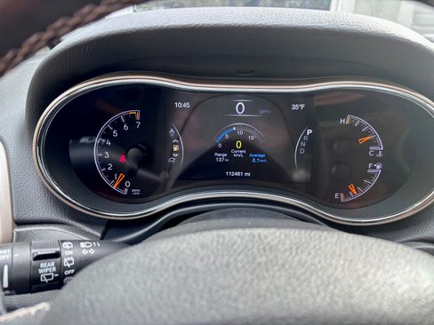 Used 2017 Jeep Grand Cherokee Limited w/ Luxury Group II image 6