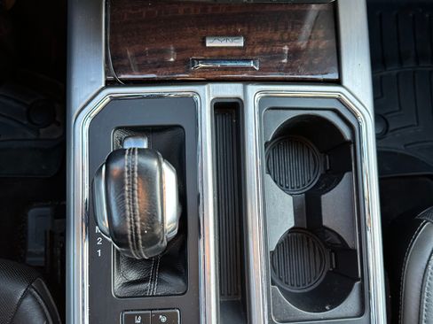 Used 2016 Ford F150 Platinum w/ Technology Package image 17