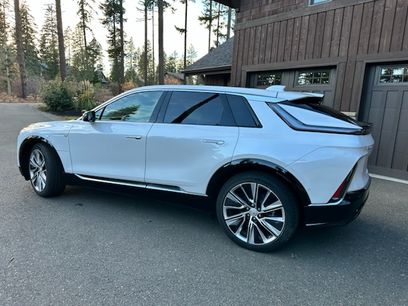 Used 2025 Cadillac Lyriq Luxury