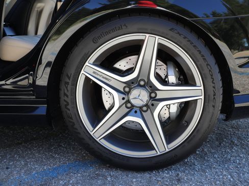 Used 2010 Mercedes-Benz C 63 AMG C 63 AMG Sedan 4D image 25