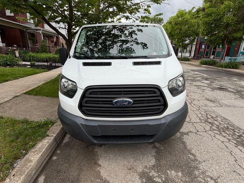 Used 2016 Ford Transit 150 130 Low Roof RWD image 4