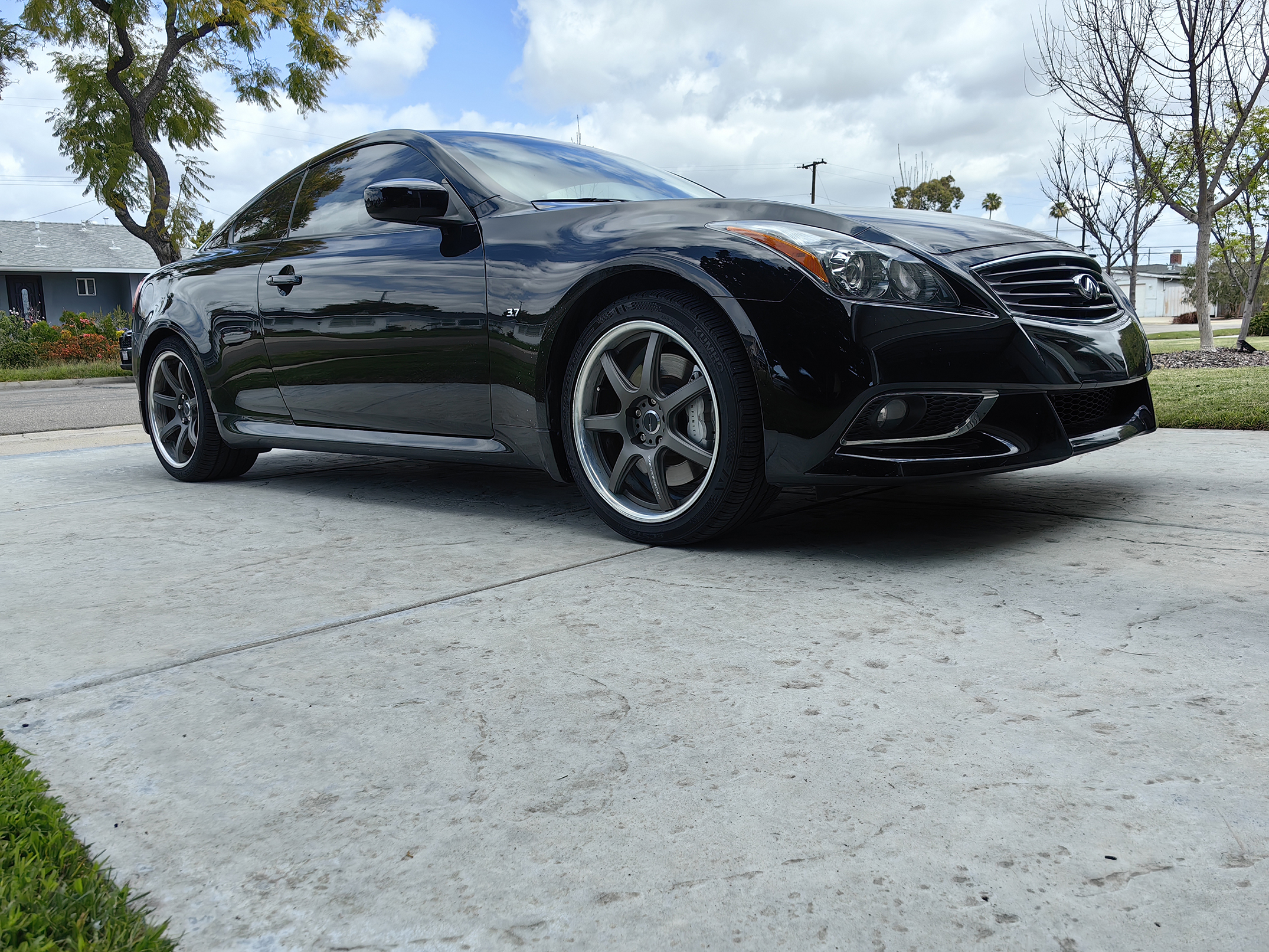 Used 2015 INFINITI Q60 Sport RWD image 10