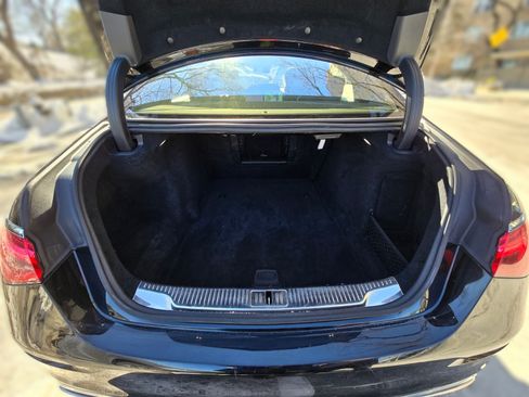 Used 2024 Mercedes-Benz S 580 4MATIC Sedan image 11