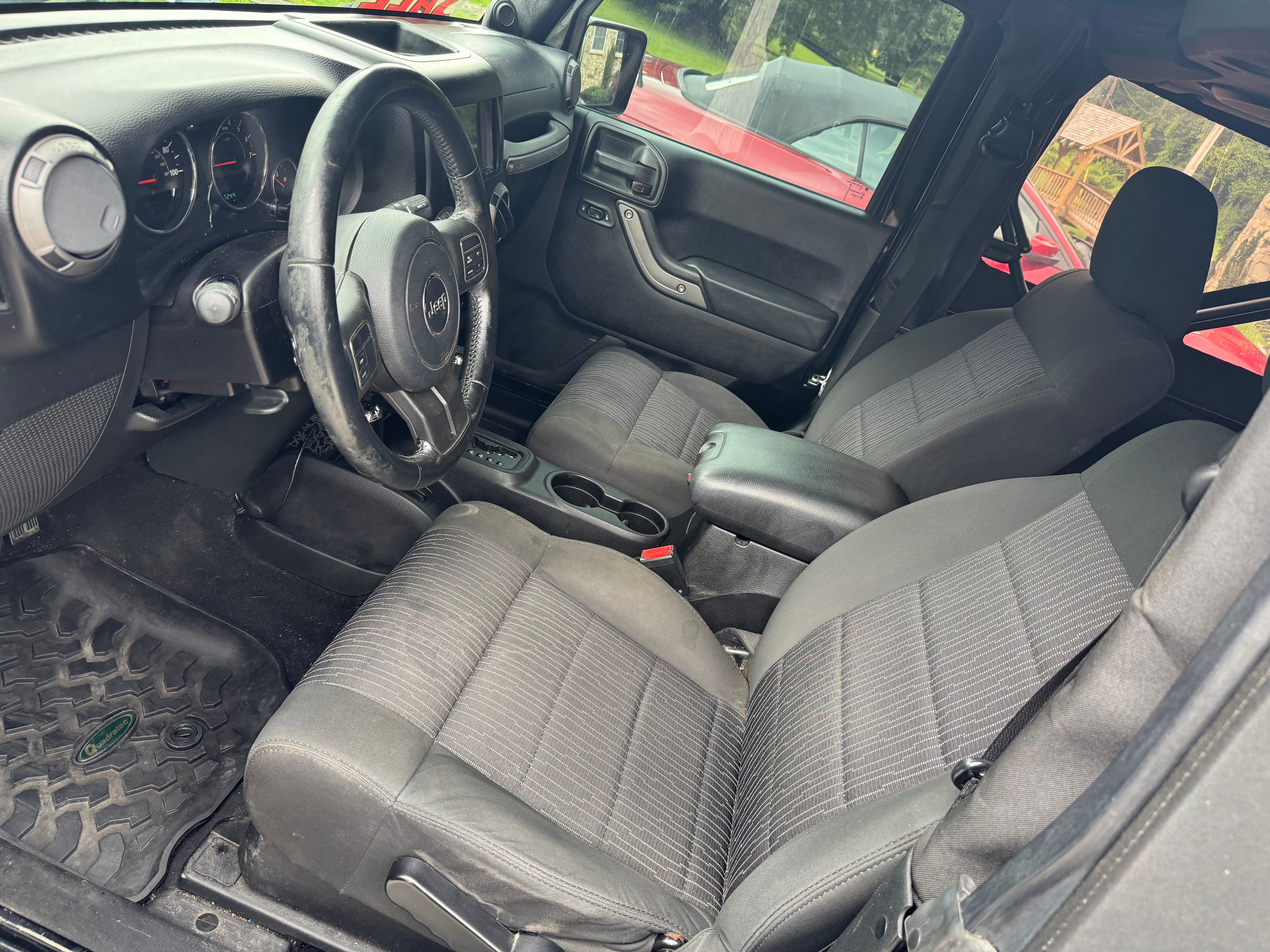 Used 2011 Jeep Wrangler Sport AWD/4WD image 12
