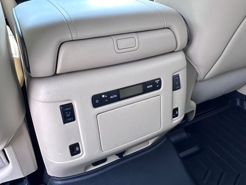 Used 2024 INFINITI QX80 Sensory image 18