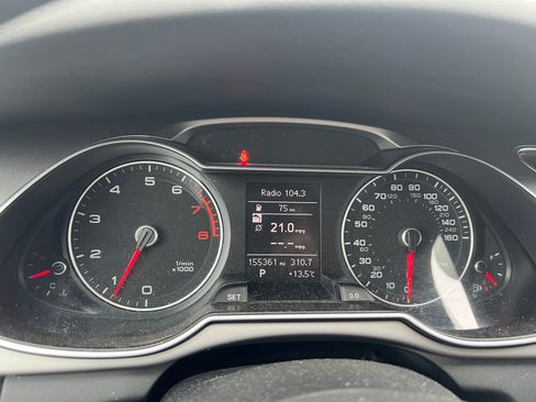 Used 2013 Audi A4 2.0T Premium w/ Convenience Pkg image 9