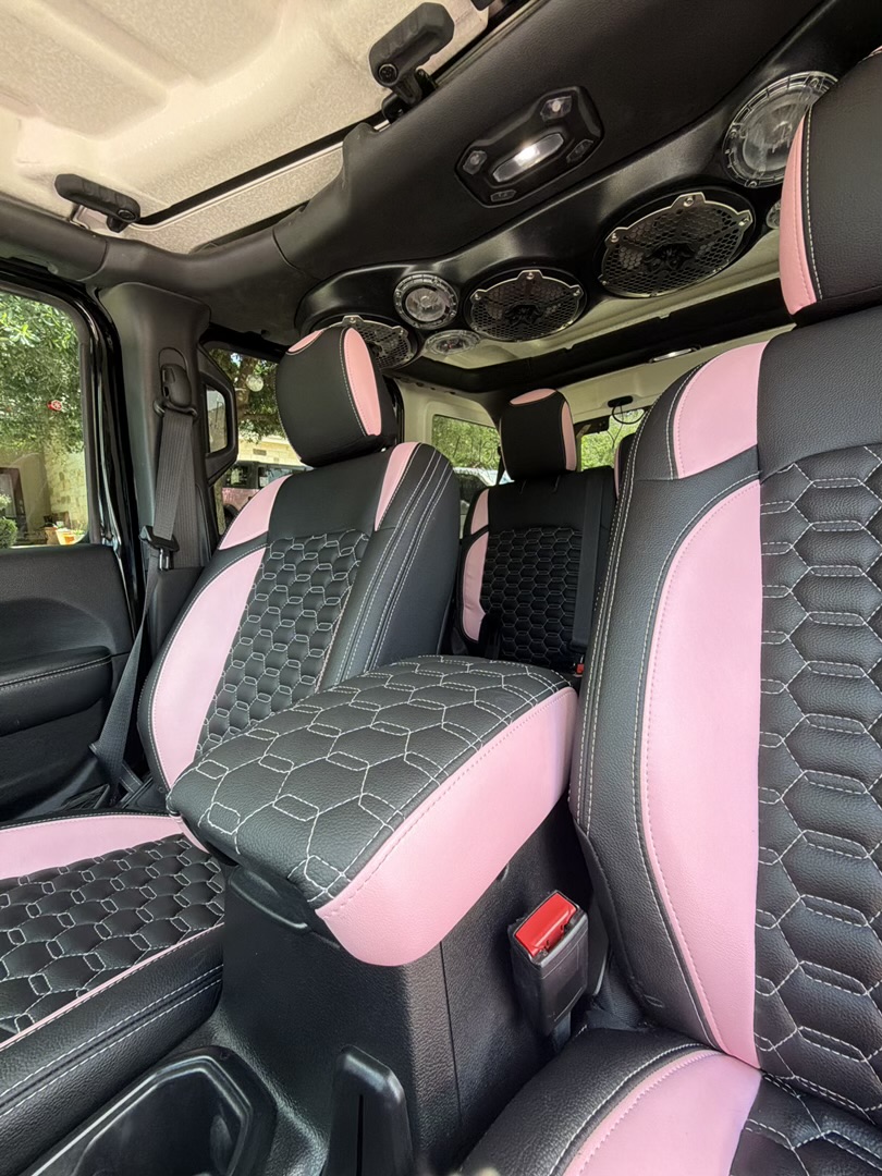 Used 2018 Jeep Wrangler Unlimited Rubicon AWD/4WD image 16