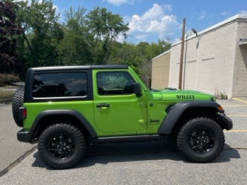 Used 2025 Jeep Wrangler Sport AWD/4WD image 5