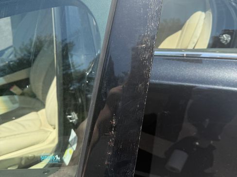 Used 2013 Lincoln MKZ AWD image 13