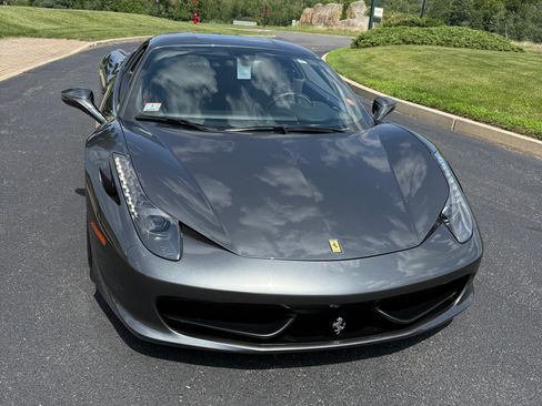 Used 2011 Ferrari 458 Italia Coupe RWD image 6