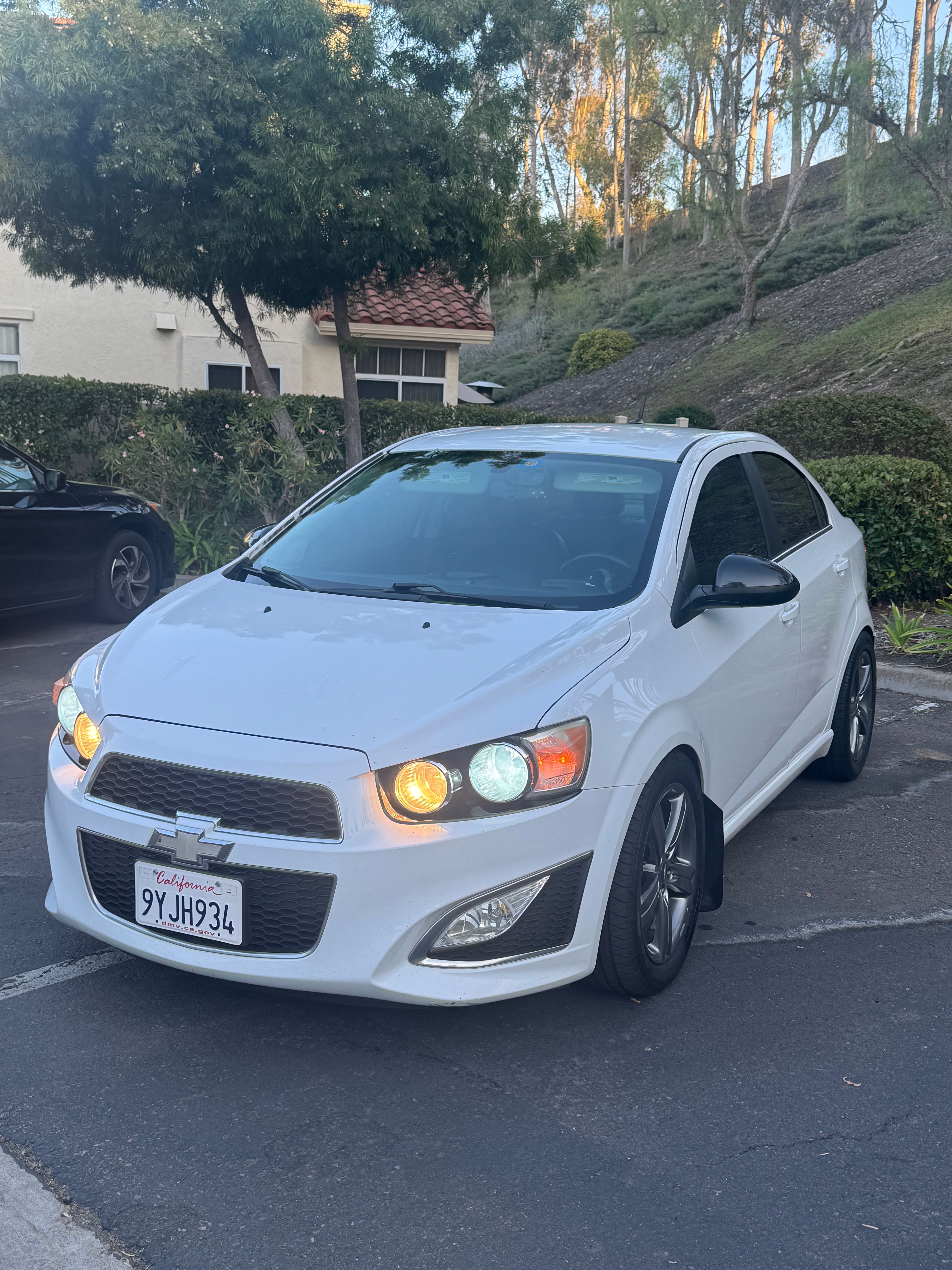 Used 2014 Chevrolet Sonic RS FWD image 2